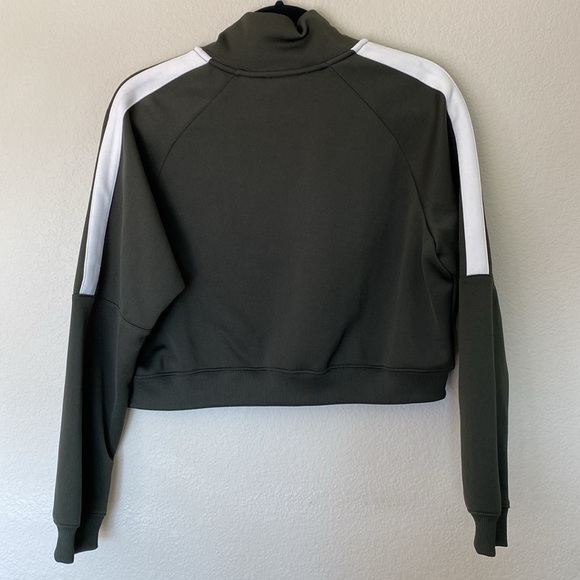 Nike warm-up crop jacket women’s medium green white EUC - Picture 5 of 5